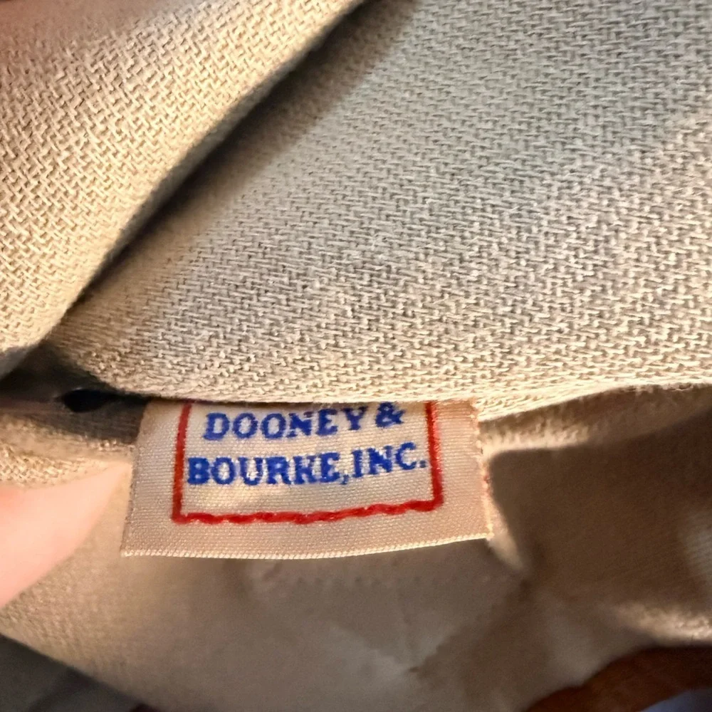Dooney & Bourke stylish tan